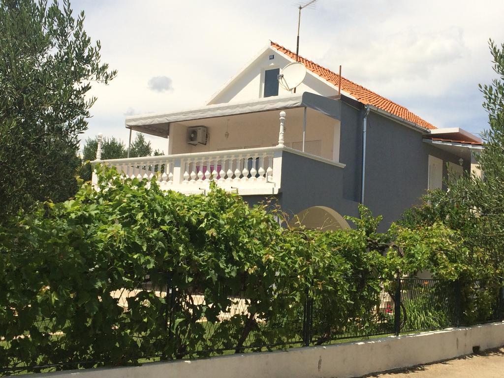 Apartments Milena Vodice Exterior foto
